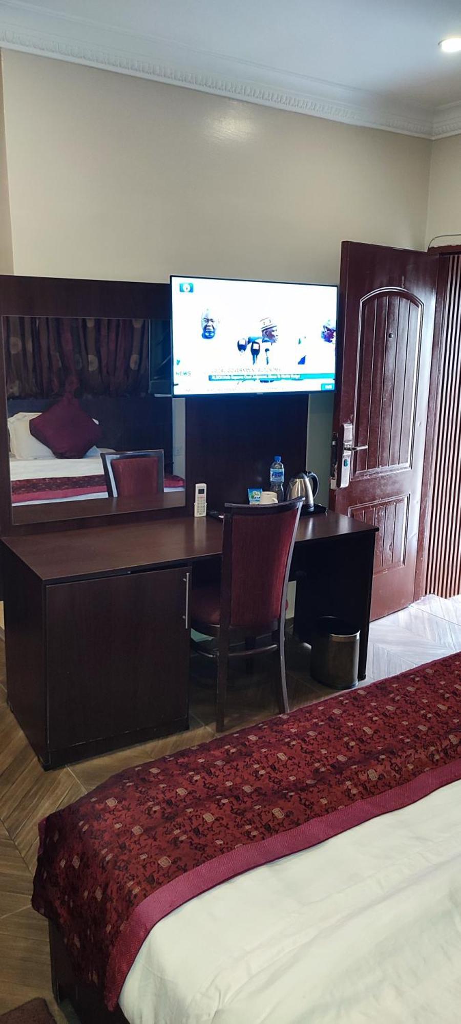 Grand Inn & Suites Ijebu Ode Экстерьер фото