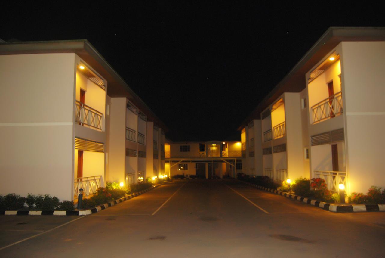Grand Inn & Suites Ijebu Ode Экстерьер фото