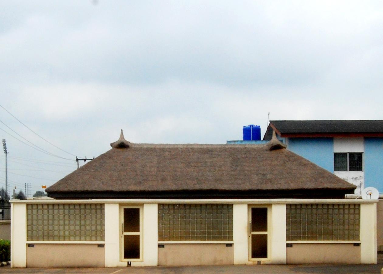 Grand Inn & Suites Ijebu Ode Экстерьер фото